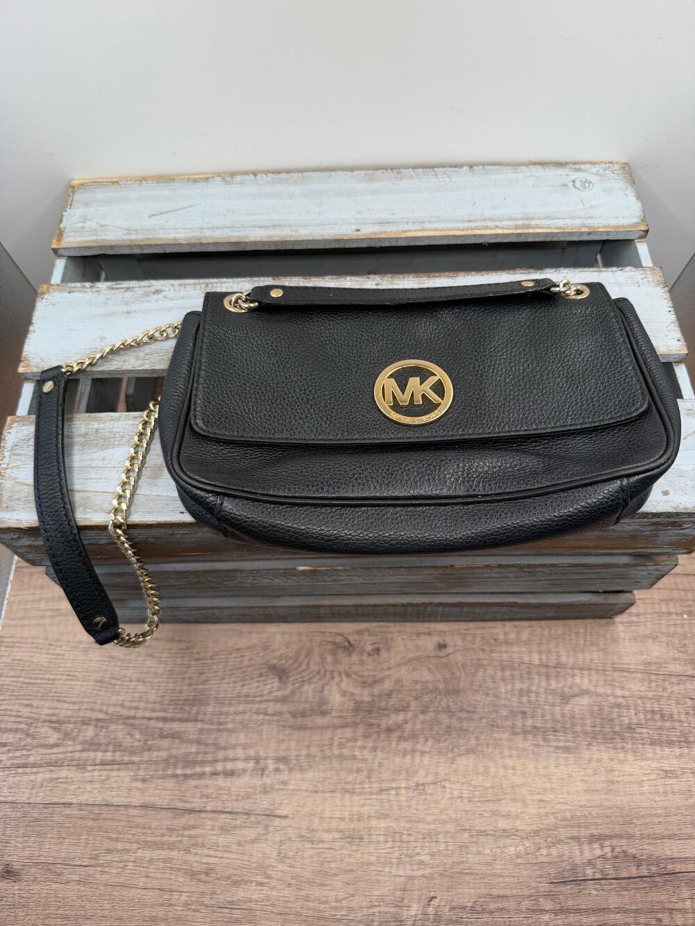 MICHAEL KORS Fulton Black Pebbled Leather Shoulder Bag w/Chain Strap-Flap Purse⁠